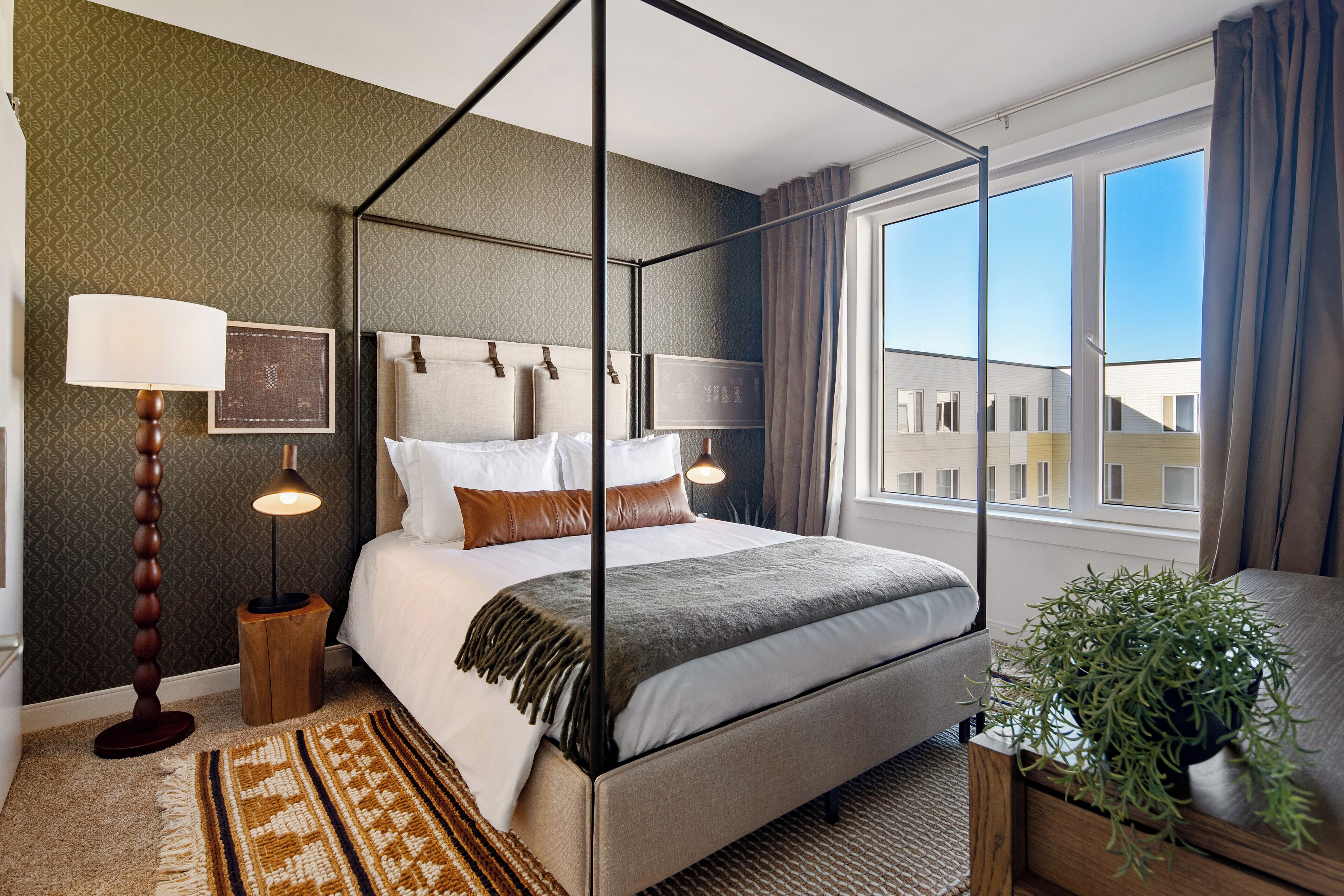 Apartment, 2 Bedrooms, 2 Bathrooms, Poolside | Egyptian cotton sheets, premium bedding, down comforters, pillowtop beds