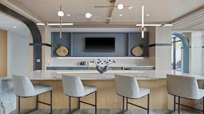 Lounge - Hyatus Luxury Residences Everett  (Everett)