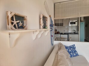 Interior - Studio 200m from Riells beach, perfect for couples (L'Escala)