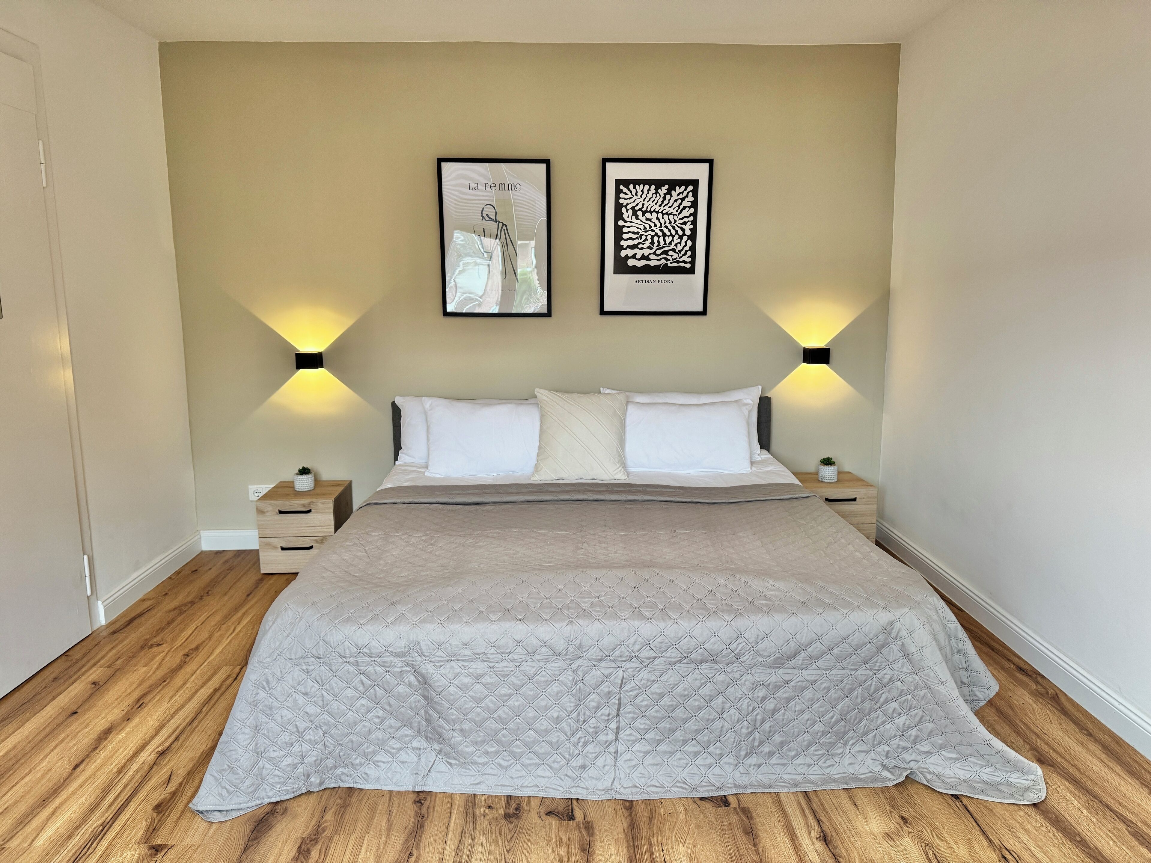 Comfort Apartment, Non Smoking, Courtyard View