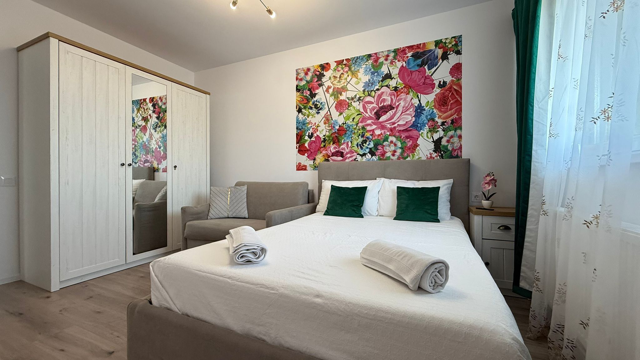 Strykejern/-brett, wi-fi og sengetøy