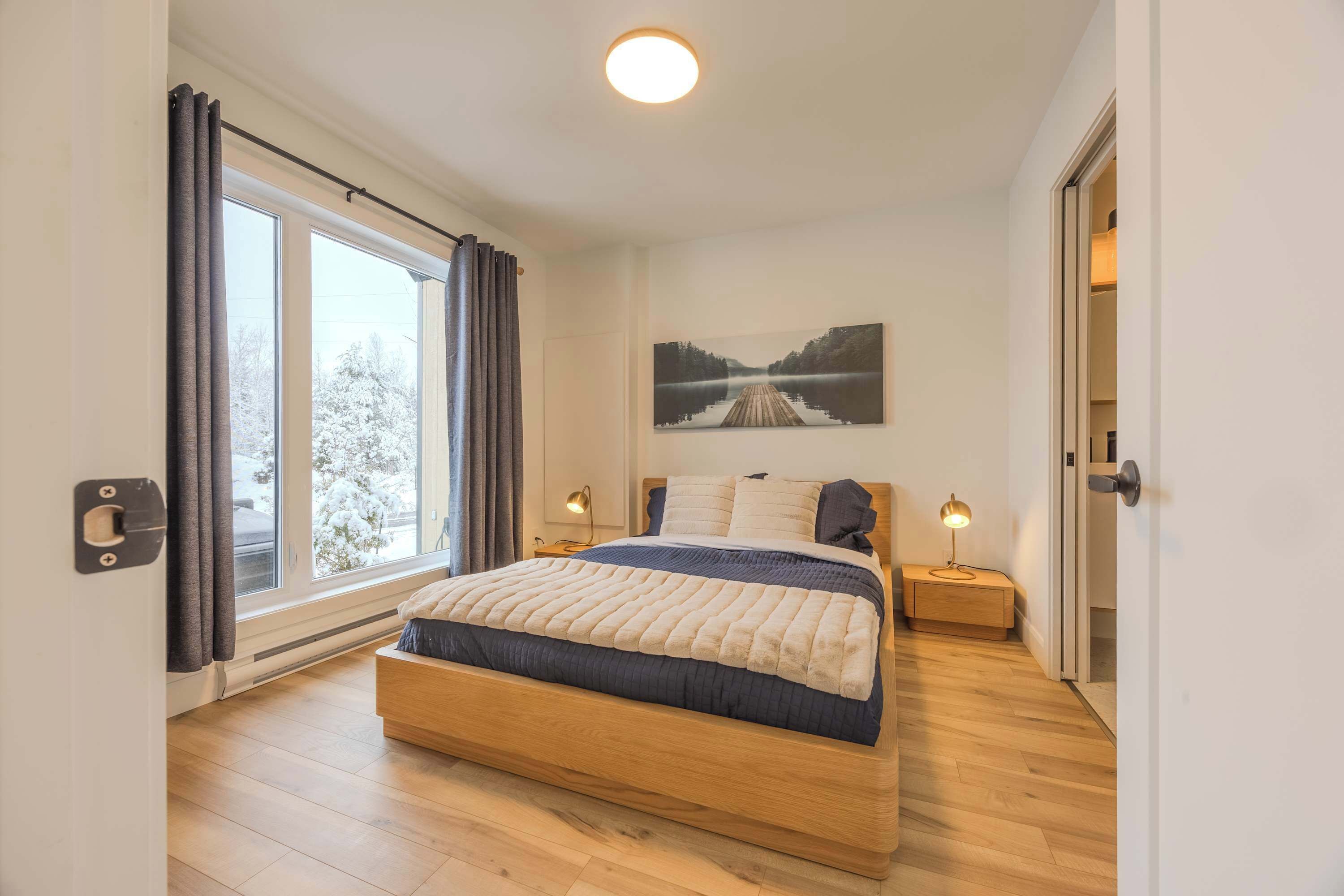 3 bedrooms, desk, iron/ironing board, WiFi