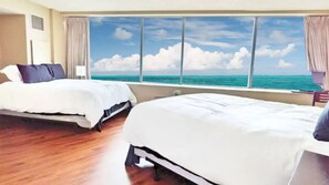 Iron/ironing board, WiFi, bed sheets - Amazing View & Beach Access! New Queens Beds! (Atlantic City)