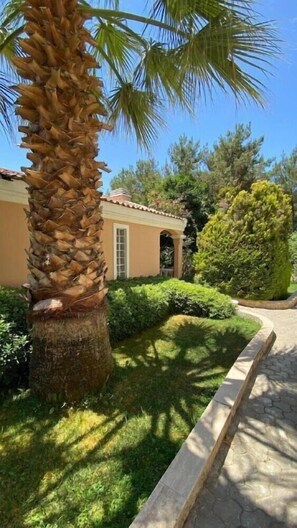 Jardines del alojamiento