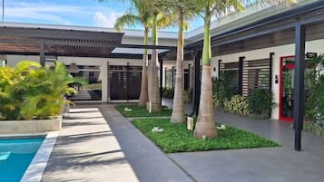 Alberca al aire libre