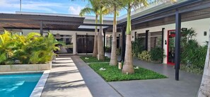 Alberca al aire libre 