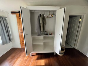 Interior - Single Person Reasonable Cost 
Furnished studio in vibrant Tempe (Tempe)