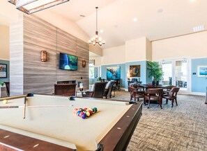 Games room - 2BR Family Suite - GAMES! Pet-Friendly! POOL! (Jacksonville)