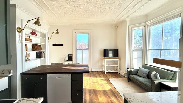 Unclassified image, 1 of 16, button - Hip Historical First Fl 1BR Downtown King size bed (Brunswick)