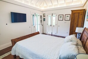 1 bedroom, WiFi - Treetops Retreat (East End)