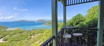 Treetops Retreat