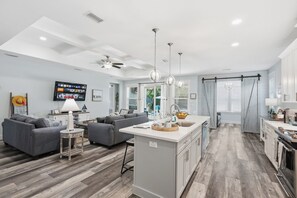 Fridge, microwave, oven, stovetop - Walk to Beach w Private Pool & Hot Tub | Golf Cart (Panama City Beach)
