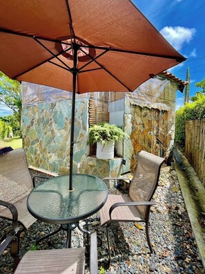 Outdoor dining - Luxury 6-bedroom House Ulloa - Pool, Yard, Social Area (Ulloa)