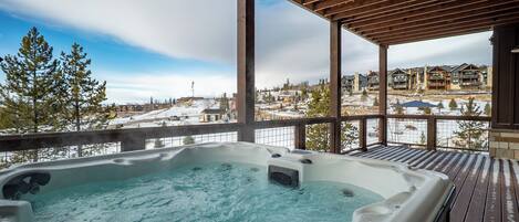 Baignoire à remous extérieure