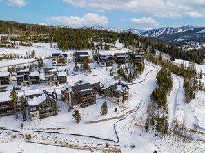 Exterior - Luxury Mountain Home • Views + Hot Tub (Winter Park)