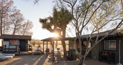 Serene Desert Home with Hot Tub