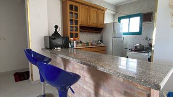 Chalet, Balcony, Sea View | Private kitchen