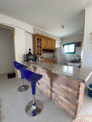 Chalet, Balcony, Sea View | Private kitchen