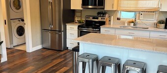 LAVA HOT SPRINGS TINY HOUSE @ PORTNEUF BEND