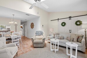 Smart TV - Charming Beach Condo w/ Pools, Patio & Tennis | Walk to Sand (New Smyrna Beach)