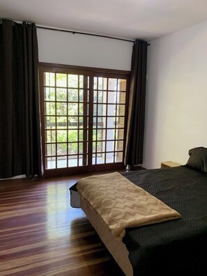 Luxury Apartment Neighborhoods With Convenient Location Reference: Live In Sophistication Luxury Apartment In The Nonoais Neighborhood