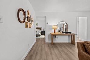 WiFi, bed sheets - The Tally Ho - Walkable to Downtown Southern Pines (Southern Pines)