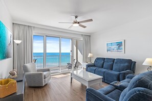 Smart TV - Beach Front Unit-Tops'l Resort-Pickleball Courts-Covered Parking-Tides 804 (Miramar Beach)