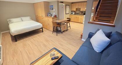 Amazingly convenient central location in Rossland with everything you need!
