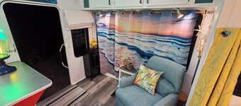 The Desert Beach House: Vibrant Coastal Glamping