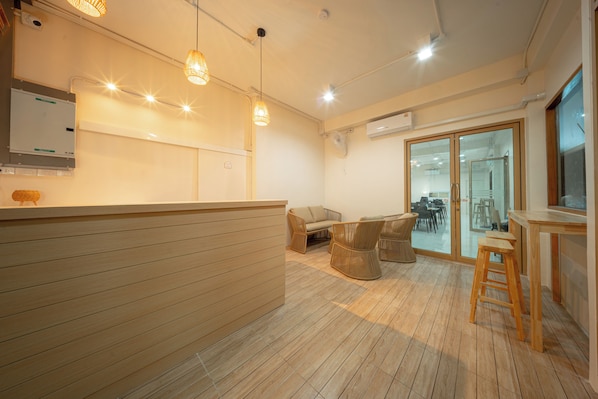 Reception - The Nook Hotel (Chiang Mai)