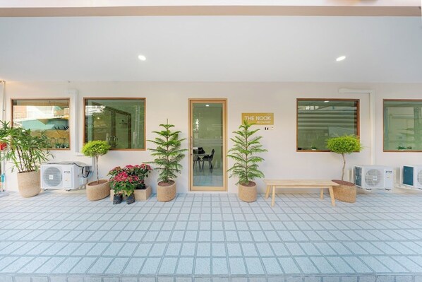 Front of property - The Nook Hotel (Chiang Mai)