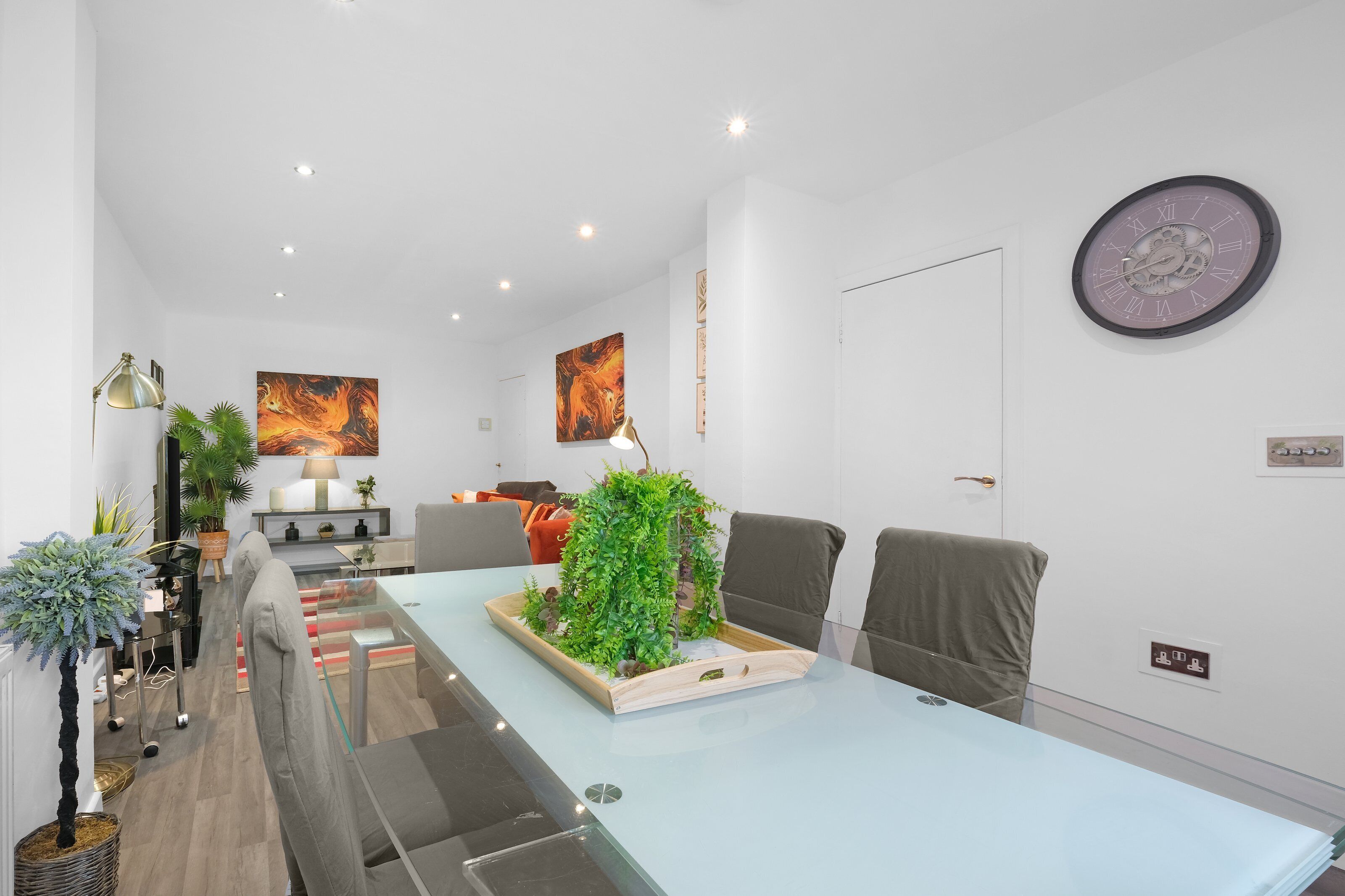 Family House, Patio | Dining room