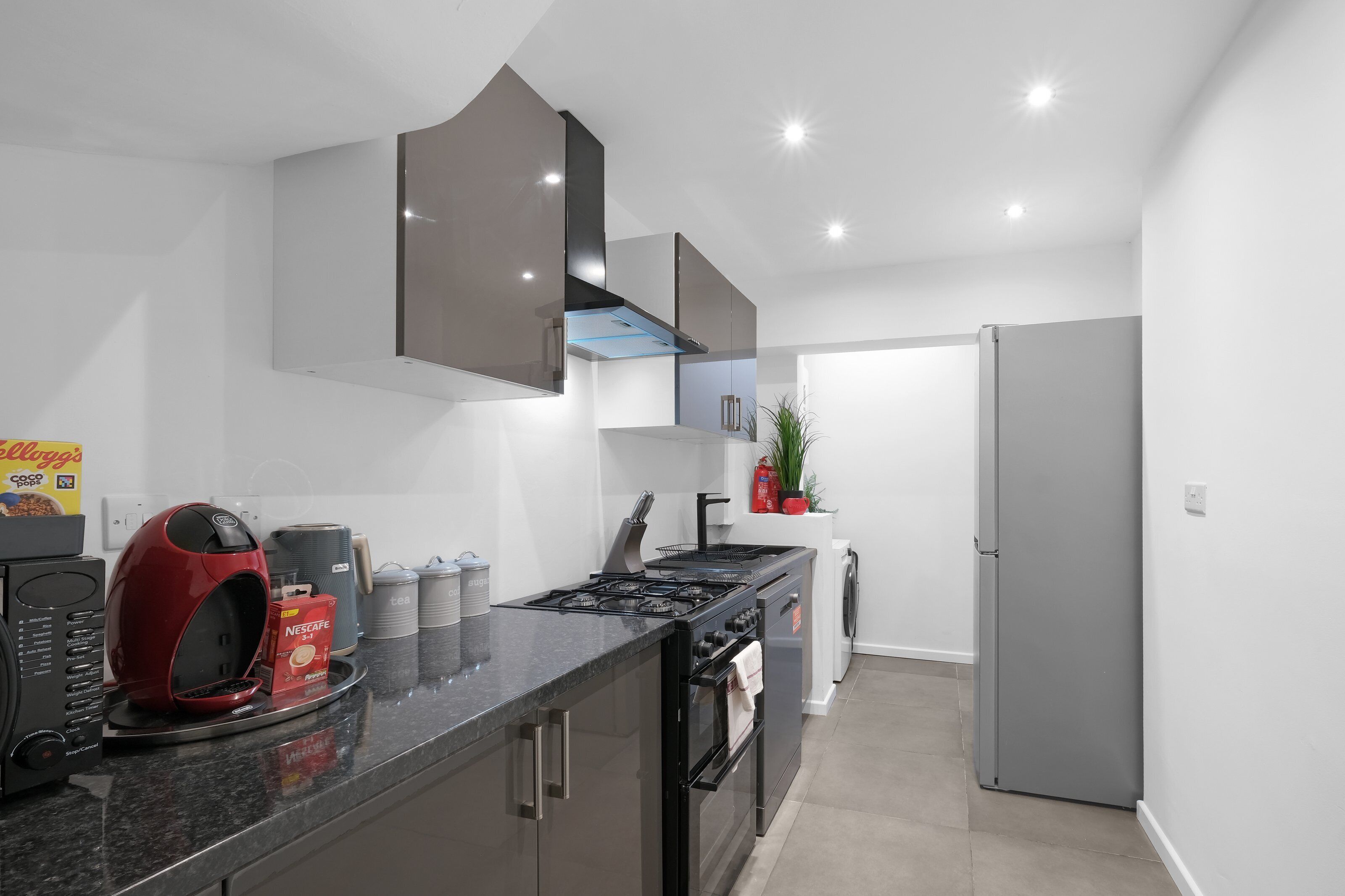 Family House, Patio | Private kitchen | Electric kettle, toaster