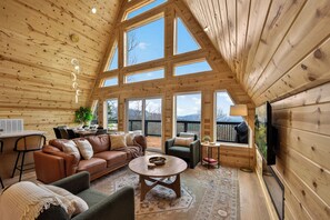 Smart TV, fireplace, video games, table football - Mtn Views · Movie Theater · Games · Hot Tub · Pets (Sevierville)