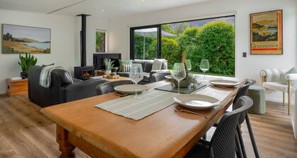 Sun-Filled 2BR Home In The Heart Of Arrowtown