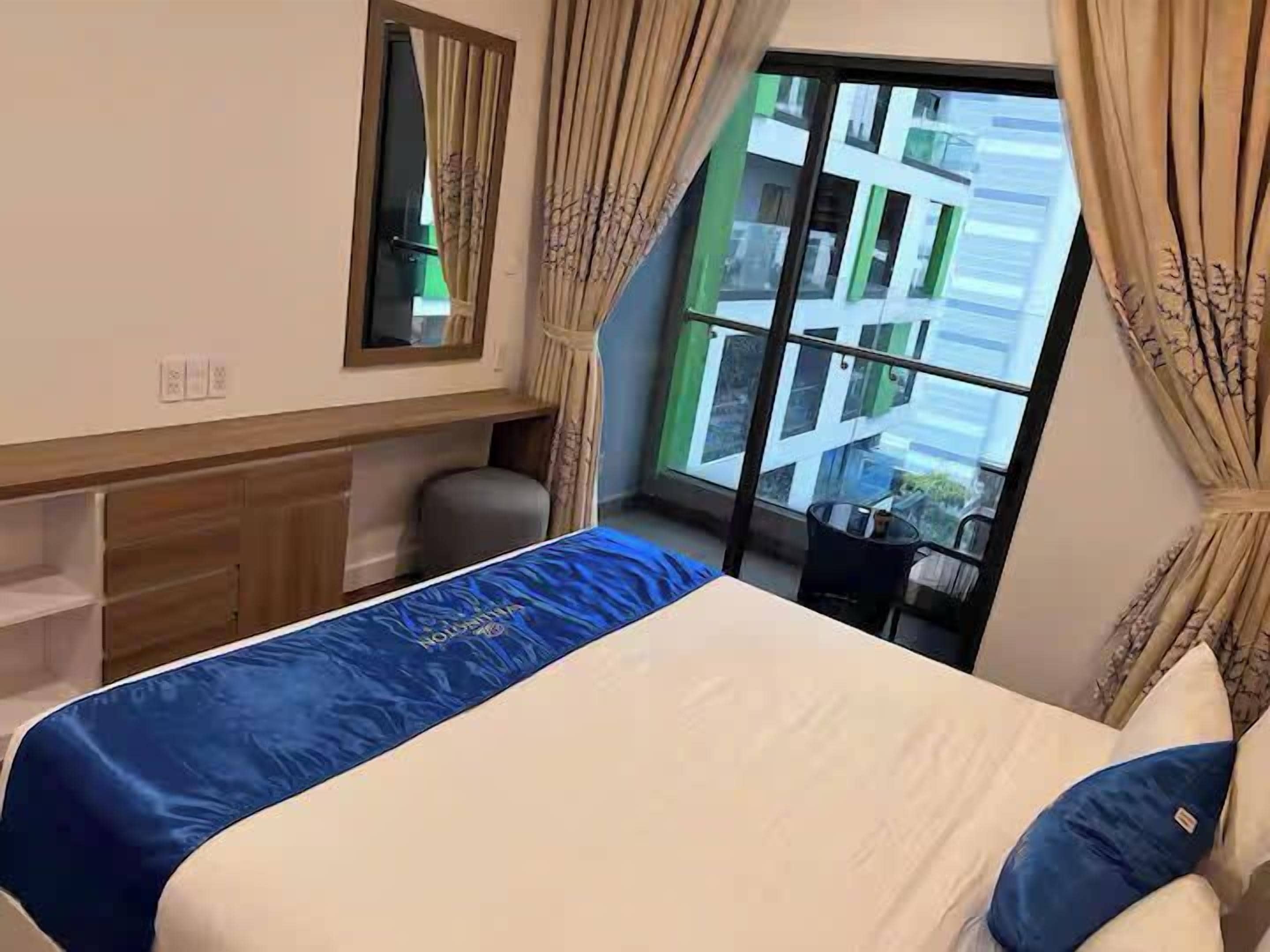 Premier-Suite, 2 Schlafzimmer, Zutritt zur Club Lounge, Stadtblick | Bettwäsche aus ägyptischer Baumwolle, hochwertige Bettwaren