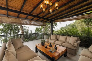 Property grounds - Garfield Villa by TONIK (Haputale)