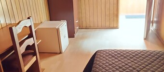 Single Room for Men Close to downtown Concepción and Universities!