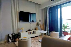 Suite Royal, 1 habitación, con acceso al salón lounge del club, vista a la ciudad | Vista desde la habitación