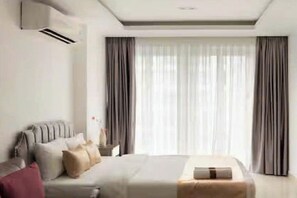 特级套房, 1 间卧室, 可进入俱乐部酒廊, 城市景观 | 埃及棉床单、高档床上用品、羽绒被、Select Comfort 床