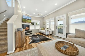 TV, fireplace, printers