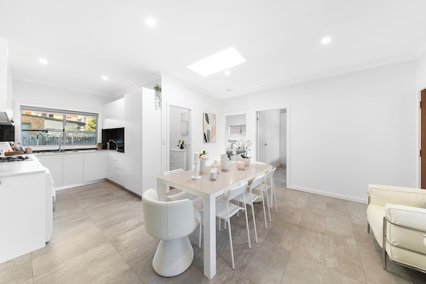 Dining - Jam Home | Compact Comfort Granny House Near West Ryde Station (West Ryde)