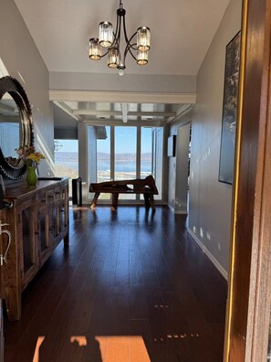 Interior - Lovely 5-bedroom country house in cool Little Flock with AC (Little Flock)