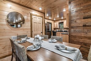 Dining - Brand New Modern Cabin-Hot Tub-Fire Pit-Game Room-Central Location (Sevierville)