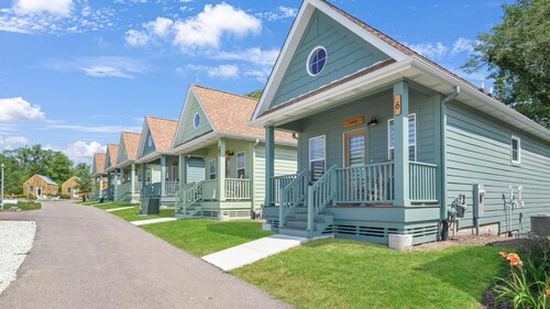 Stay in all five Canopies