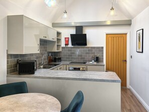 Private kitchen - 2 bedroom accommodation in Thornhaugh, near Wisbech (Thornhaugh, near Wisbech)