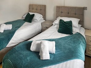 Free WiFi - 2 bedroom accommodation in Thornhaugh, near Wisbech (Thornhaugh, near Wisbech)