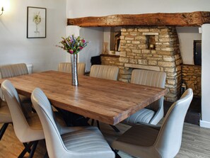 Dining - The Farmhouse - UK50909 (Thornhaugh)