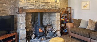 The Farmhouse - UK50909