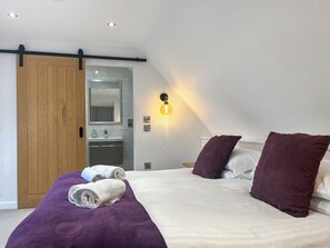 Free WiFi - The Farmhouse - UK50909 (Thornhaugh)